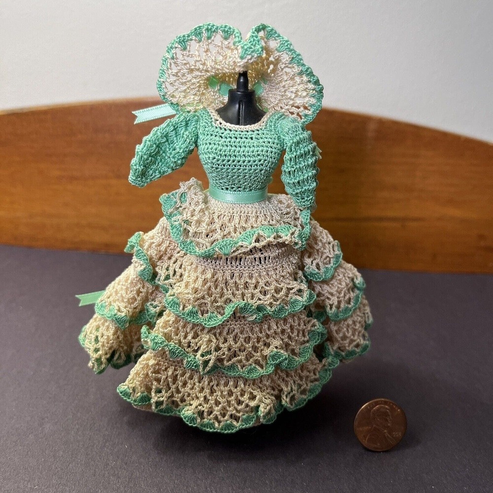 Dollhouse Green Crochet Dress Form With Bonnet,‎ Party, Artist Original VTG 1:12